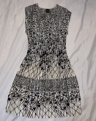 Bufanda mágica vintage ¡Se adapta! Vestido de mujer talla única plisado satinado negro blanco Foto 1 de 4