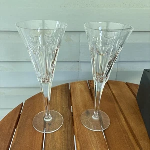 Juego de 2 - Waterford Millennium 2000 Champagne Love Toasting Flauta Par Cristal - Imagen 1 de 17