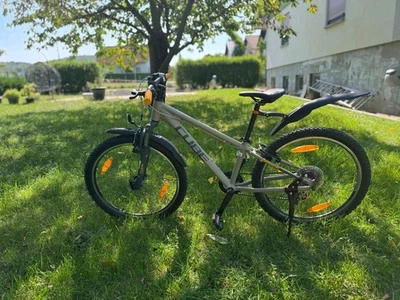 Verkaufe ein gepflegtes Cube Acid 240 in 24 Zoll, ideal für Kinder und Jugend - Bild 1 von 4