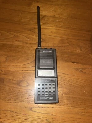 Realistic 20-137 PRO-36 Scanning Receiver 20 Channel Direct Entry Non Working - Image 1 of 3