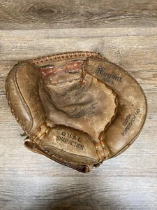 Regent CM16 Catcher Right Handed Throw Mitt Genuine Leather Frank Torre Pre-Own - Picture 1 of 8