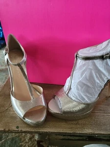 Jessica Simpson gold schimmernde Heels neu ohne Karton Größe 9 - Bild 1 von 6