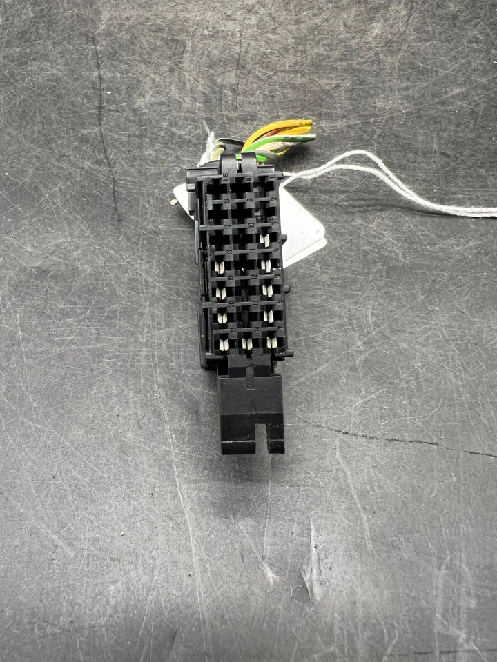 97-04 Mercedes Benz SLK230 OEM Interruptor de luz Fusible Coleta Arnés de cables 2105455628 Foto 1 de 4