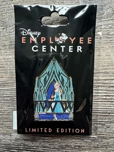 2023 Disney Destination DEC Windows Of Wonder LE 400 Pin Frozen Elsa Olaf - Bild 1 von 1