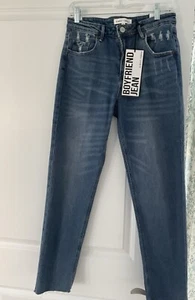 Boyfriend Jeans Slightly Distressed NWT Almost Famous Fray Hem Sz 5 JR - Picture 1 of 4