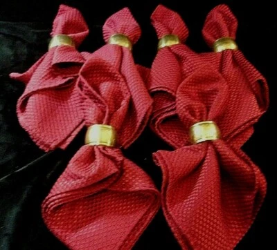WATERFORD TABLE LINENS - 6 PC SET BURGUNDY NAPKINS w/HAMMERED BRASS NAPKIN RINGS - Image 1 of 4