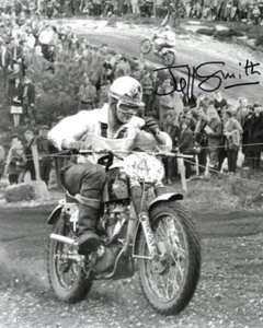 JEFF SMITH SIGNED AUTOGRAPHED 8x10 PHOTO BRITISH MOTOCROSS LEGEND BECKETT BAS - Picture 1 of 2