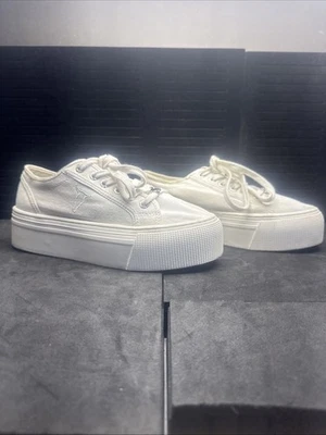 Windsor Smith Ruby Platform Fashion Sneakers Paisley Blue Womens Sz 6 - Image 1 of 4