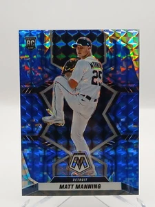 2022 Panini Mosaic #220 Matt Manning RC Rookie Reactive Blue Prizm Parallel - Picture 1 of 2