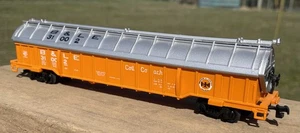 Bachman Covered Coil Car B & LE #31002 Orange 1:87 Scale 43-1014-70 - Picture 1 of 6