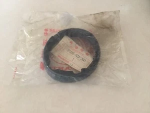 Nos Honda Speedometer Rubber Cushion 37235-323-700 - Picture 1 of 4
