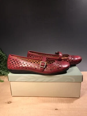 Nurture • Leather Strap • Chickadee • Ferrari Red • Womens • 9 - Image 1 of 4