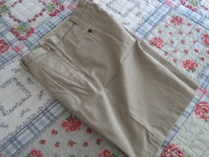 Eddie Bauer Shorts 36 Tall Pleated Khaki New (bag 2) - Picture 1 of 20