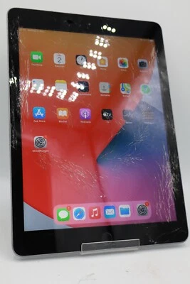Apple iPad 6.Gen 2018 32GB WiFi  Wlan Space Grau Displayschaden A1893 #5052 - Bild 1 von 4