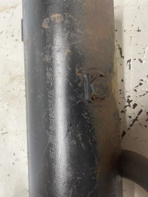 Silenciador de escape Polaris Outlaw 1260715 y tubo 1260715 áspero pero sólido Foto 1 de 4