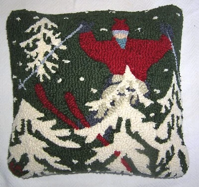 Chandler 4 Esquinas ESQUIADOR EN PINOS Almohada de Lana Enganchada a Mano Laura Megroz 18" x 18" Foto 1 de 4