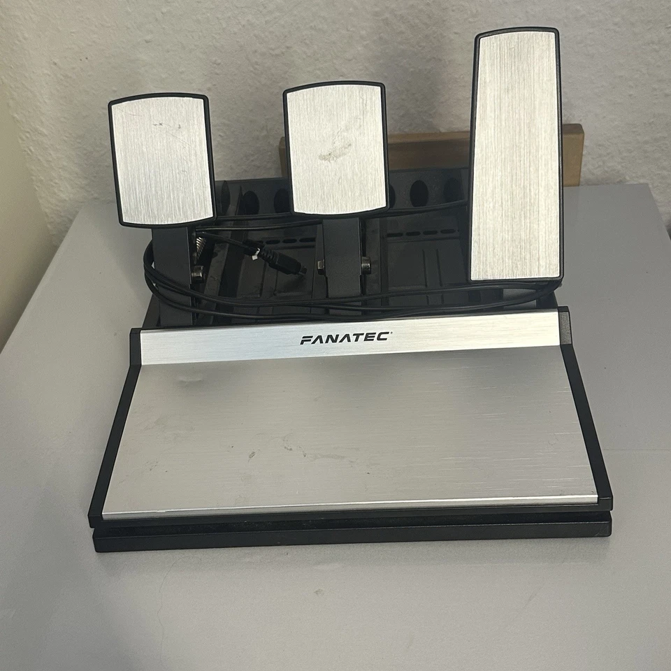 Fanatec Pedale – Gebraucht, guter Zustand - Bild 1 von 4