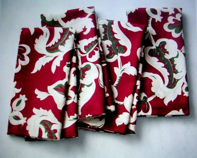 WILLIAMS SONOMA BORDEAUX CHRISTMAS NAPKINS 100% COTTON SET OF FOUR NEW WITH TAGS - Image 1 of 4