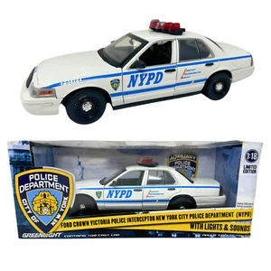 Greenlight NYPD Police Department Ford Crown Victoria Interceptor 1:18 Diecast - Picture 1 of 22