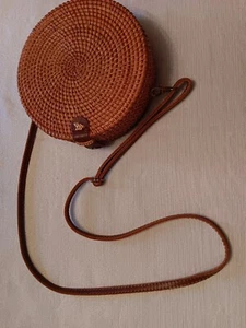 BOHO hippie Y2K Wicker Crossbody Bag Natural Rattan basket Round red floral - Picture 1 of 6
