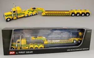 DCP 1:64 *YELLOW & GREEN* Tri-Axle Peterbilt 389 48" Flattop & Lowboy Trailer - Picture 1 of 7