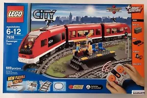 LEGO City Tren de Pasajeros 7938 Totalmente NUEVO Sellado - Retirado de Lego - Imagen 1 de 2