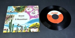 7" Single - Orchester Gerhard Kneifel - Oriente / El Mozambique - AMIGA 450554 - Picture 1 of 2
