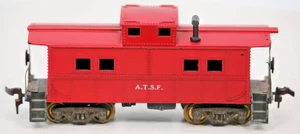 HO Scale ATSF 1951 Red Caboose 1:87 Gauge Railway Train Car Metal Wheels - Picture 1 of 8
