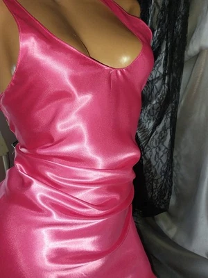 VTG SATIN LIQUID SHINY LUX BUBBLEGUM PINK SLIP BABYDOLL 80S USA GILEAD S - Image 1 of 4