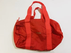 Borsone Levi's Rosso Ripstop 18"x9"x9" Medio Leggero Palestra Viaggio Pernottamento - Foto 1 di 7