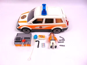 Playmobil City Life Notfallversorgung mit Sirene / Krankenwagen Ärztewagen | 70050 - Bild 1 von 7