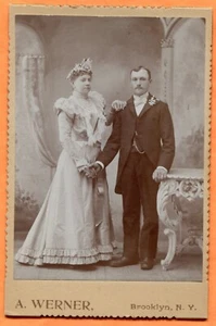 Retrato de boda Brooklyn NY por Werner alrededor de 1890 sello trasero - Imagen 1 de 3