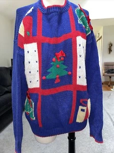 Family Friends & Memories Christmas Sweater Size Medium - Picture 1 of 7