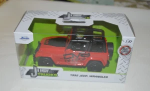 2025 JADA JUST TRUCKS - 1992 JEEP WRANGLER RED DV8 OFF ROAD - Picture 1 of 4
