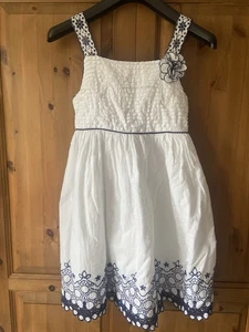 Girls Monsoon White Navy Blue Floral Belted Bow Occasion Summer Dress Age 12-13 - Picture 1 of 6