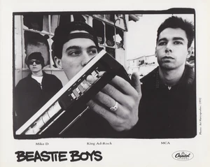 1992 Press Photo Hip Hop and Rap Group Beastie Boys Poses for Record Album Cover - Picture 1 of 2