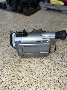Panasonic Digital Video Palmcorder PalmSight Camcorder PV-DV900 Untested - Picture 1 of 4