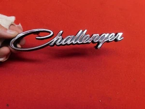 Emblema de escritura de parrilla de lote antiguo 72 73 74 Dodge Challenger #3573505 - Imagen 1 de 6