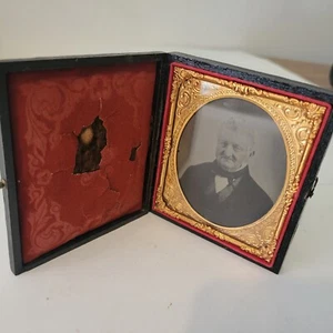 Ambrotype Portrait of an Older Man, Rosey Cheeks In Case Lid Is Off. 3-5/8" H - Picture 1 of 15