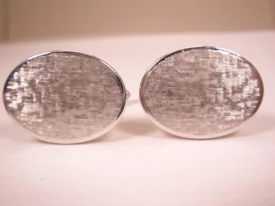 White Gold Plated w/White Tips Quality Vintage KREMENTZ Cuff Links simple plain - Image 1 of 4