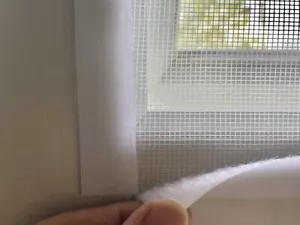 Cinta de gancho y bucle para malla de insectos de fibra de vidrio, mosquitera, abeja mosca insecto araña - Imagen 1 de 12