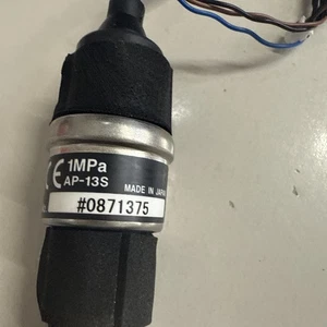 Keyence AP-13S Durable Multi-Fluid Digital Pressure Sensor B04 - Picture 1 of 8