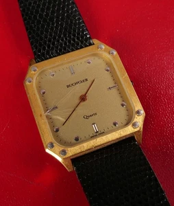 EDLE VINTAGE DESIGNER SIGNIERTE BUCHERER HERREN GOLDFARBENE DÜNNE QUARZUHR EIDECHSE - Bild 1 von 2