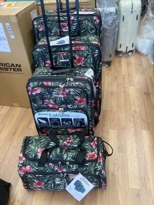 UNWIEDERHOLBARES ANGEBOTSSET BLUMENKOFFER UND FLUGTASCHE - Bild 1 von 4