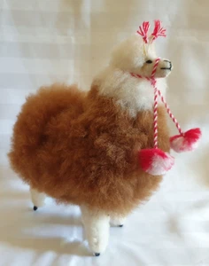FIGURA LLAMA LANA ALPACA PERUANA ARTE POPULAR, ARTESANAL - Imagen 1 de 4