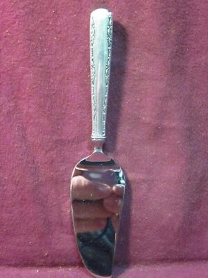 Gorham Sterling QUESO CAMELIA SERVIDOR 7 1/4" SIN MONO lado inclinado Foto 1 de 3