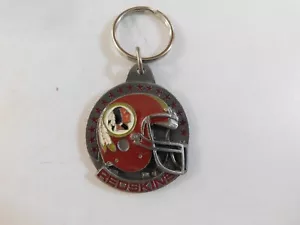 VINTAGE NFL FB WASHINTON REDSKINS SPLIT RING SCHLÜSSELANHÄNGER HELM LOGO SISKIYOU - Bild 1 von 2