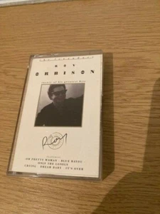 THE LEGENDARY ROY ORBISON - 20 OF HIS GREATEST HITS - RARE CASSETTE ALBUM! - Picture 1 of 3