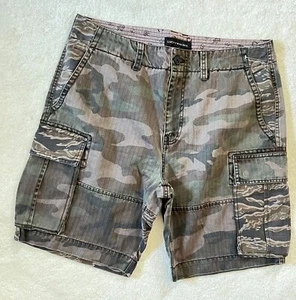 Lucky Brand Herren mehrfarbig Camouflage Taschen vorne flach Cargo Shorts Größe 32 - Bild 1 von 7
