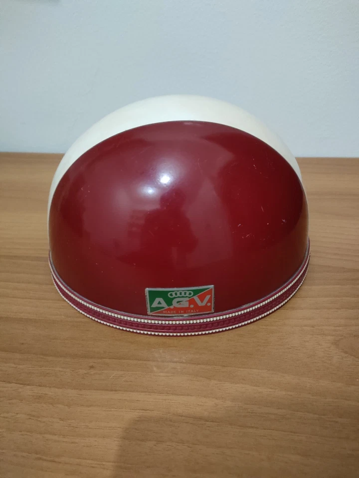 Casco vintage AGV Anni 60  - Immagine 1 di 4